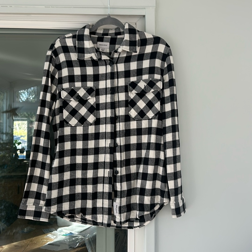 Woolrich Black and White Buffalo flannel ARCHIVE pattern